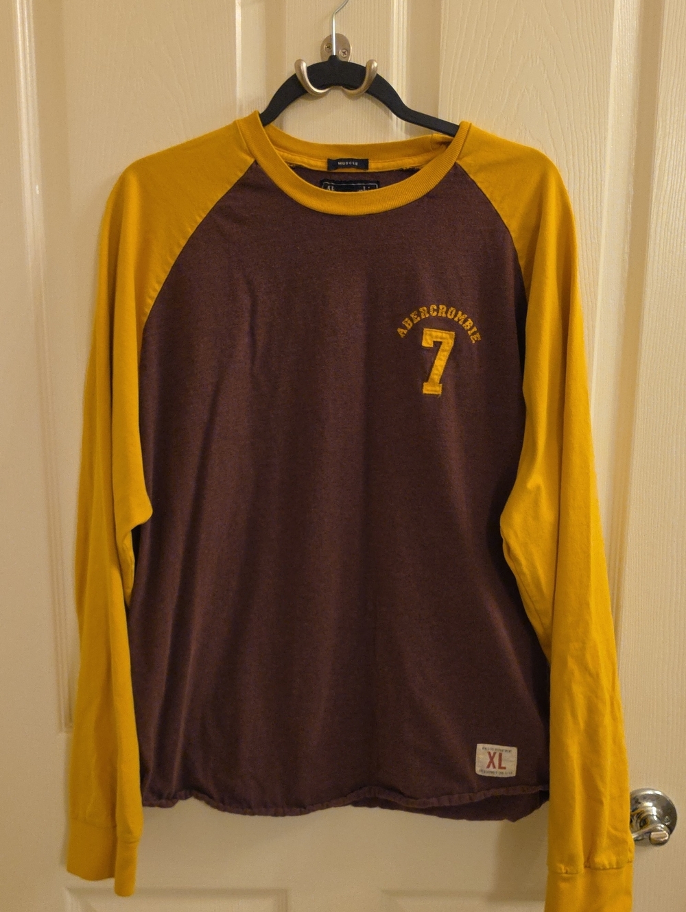 Abercrombie & Fitch Two-Tone Raglan Long-Sleeve Shirt - Brown & Mustard